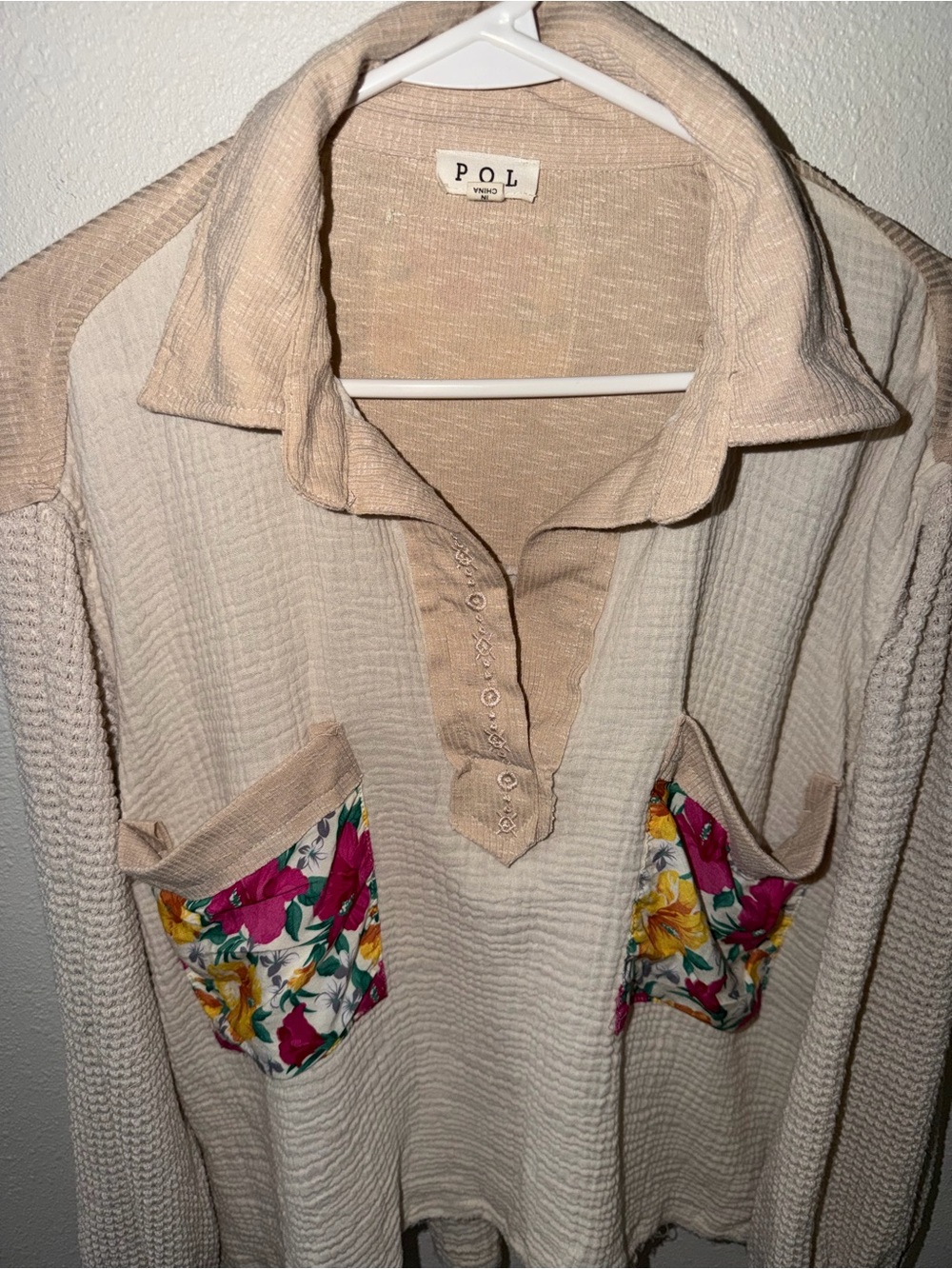POL Cream Mixed Media Long-Sleeve Henley with Floral Patch Pockets - Picture 7 of 14